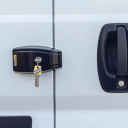 Zamki bezpieczeństwa do kabiny Mercedes Sprinter od 2018 + zabezpieczenie drzwi HEOSystem czarny - HEOSolution